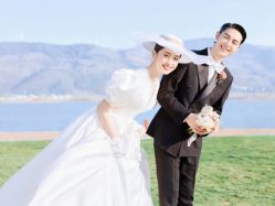 点击看大图 -挪娅婚纱摄影皇家会所