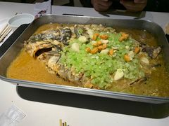 腰果蒜香清江鱼-鱼酷活鱼烤鱼(恒隆广场店)