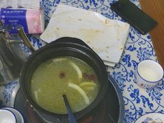 -范饭椰林川湘味海鲜·椰子鸡(三亚湾椰梦长廊店)