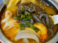 -彩云天云南餐厅