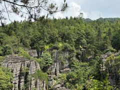 -梭布垭石林景区
