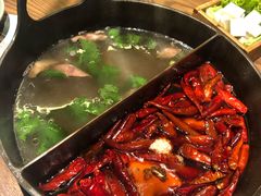 草本鸳鸯锅-盡膳口福跷脚牛肉火锅(晶耀前滩店)
