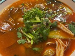 -何记花甲(海岸城旗舰店)
