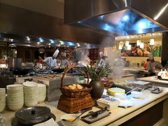 自助取餐区-西双版纳洲际度假酒店-海鲜傣味烧烤·侬香全日制餐厅