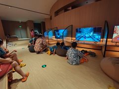 -涨巢·潮玩水疗局