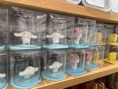 -名创优品(广州萝岗万达广场店)