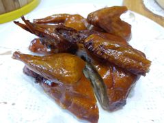 红烧乳鸽-君德澜酒家·创意粤菜(金山谷店)