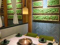 靠窗位-狐狸爱上椰子鸡(滨江星光大道店)