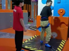 -嗨翻Hi-Fun竞技主题乐园·蹦床亲子生日轰趴(国光1937店)