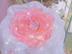 邂逅鲜花双层蛋糕-艾加柒克蛋糕茶歇甜品台(春熙路店)