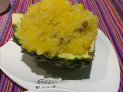 -香巴拉云南餐厅(华莱坞店)