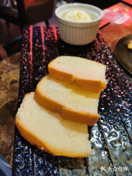 魔宗·烧肉(汉街店)冰淇淋面包图片