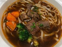 金牌红烧牛肉面-康师傅私房牛肉面(马泉营奥莱店)