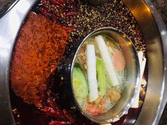 -星鸿社重庆老火锅(燃灯寺分店)