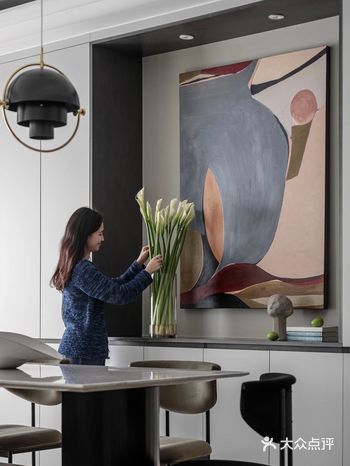 210㎡超大横厅，精装房蜕变后现代空间 | 宏福樘设计