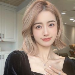 -丝语萱形象