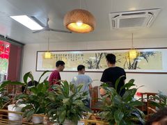 -何哥鲜鱼餐厅(龙湖花园店)