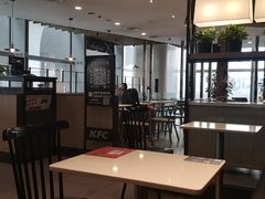 大堂-肯德基(正定机场安检内店)