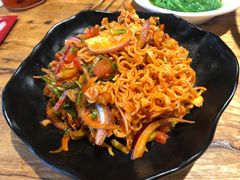 -聚点串吧·北京烧烤(赵登禹路店)