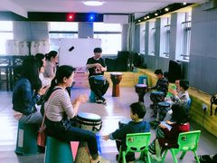 -COCO  BOMB国际流行音乐(爱琴海校区)