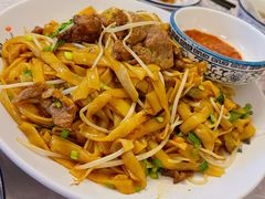 干炒牛河-粤·向群饭店(龙津东路总店)