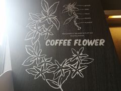 -瑞幸咖啡(新世界中心店)