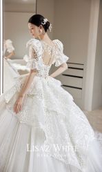 点击看大图 -Renee芮亦婚纱