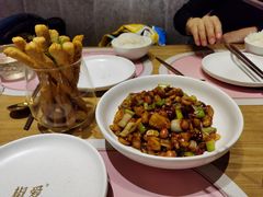 -椒爱水煮鱼川菜(让胡路万达店)