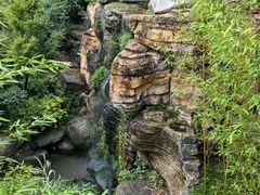 -七彩云南古滇温泉山庄