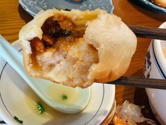 蟹黄生煎-鑫震源·苏式大虾生煎(山塘街店)