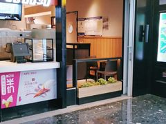 门面-肯德基(东直门来福士店)