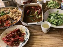 -聚汇三少·龙虾·中餐厅(莫邪路新天地店)