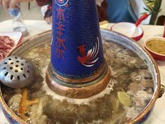 -毛辣果·贵州红酸汤牛肉火锅(西单店)