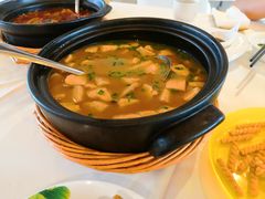 姬松茸菌炖豆腐-龙吟九品(青龙山庄店)