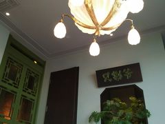 -贝勒爷·酥不腻烤鸭