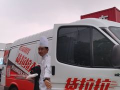 -上海汽车博览公园-北门停车场