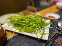 -有一锅·野生菌黑山羊腊排骨火锅(古城北门店)