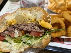 -The Habit Burger Grill 哈比特汉堡(爱琴海店)