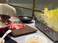 -红鼎豆捞·非遗鲍皇汤火锅(宝丰路店)