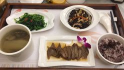 -莉泽月子中心(凯旋江景店)