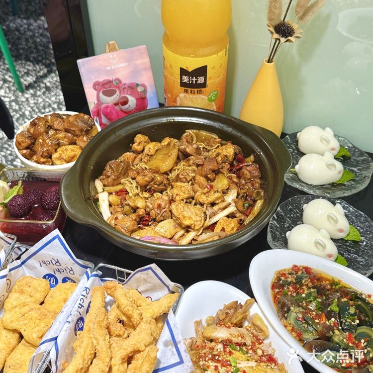 中南区挖到学生党私藏食堂！花雕香里涮出仪式感