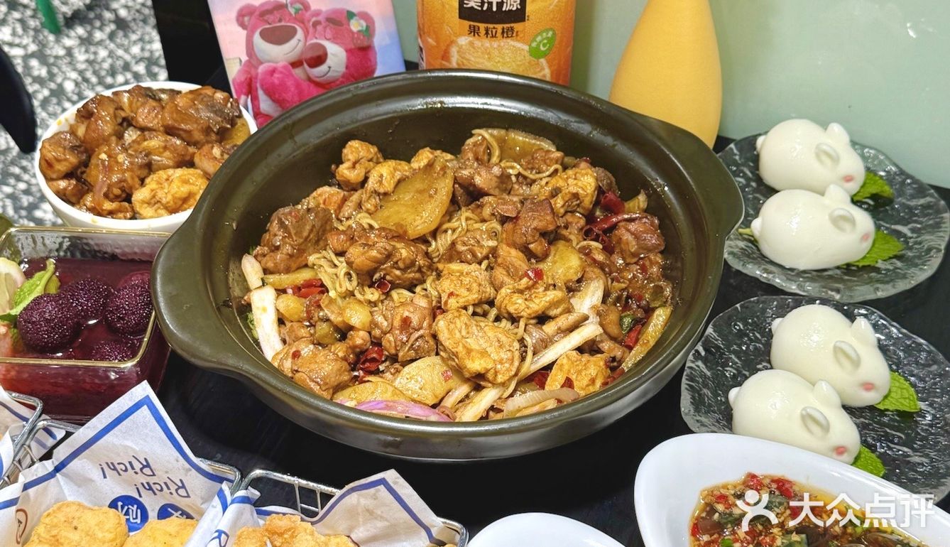 中南区挖到学生党私藏食堂！花雕香里涮出仪式感