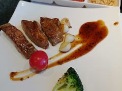 西冷厚烧牛排配果蔬-御泉七味铁板烧(高区店)