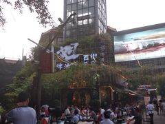 -刘姐啤酒鱼民族演艺餐厅(西街总店)