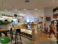 -新华书店(保利水城店)