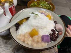 -四小区火锅·巷子里的重庆火锅(花照壁店)