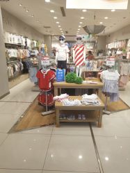 -乐友孕婴童(勒泰中心店)