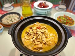 -松沪名灶·豆浆鱼头·新上海菜(飞航吾悦广场店)