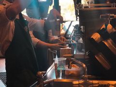 -星巴克臻选(成都来福士店)
