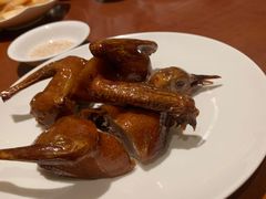 脆皮乳鸽-杭州JW万豪酒店-万豪中餐厅